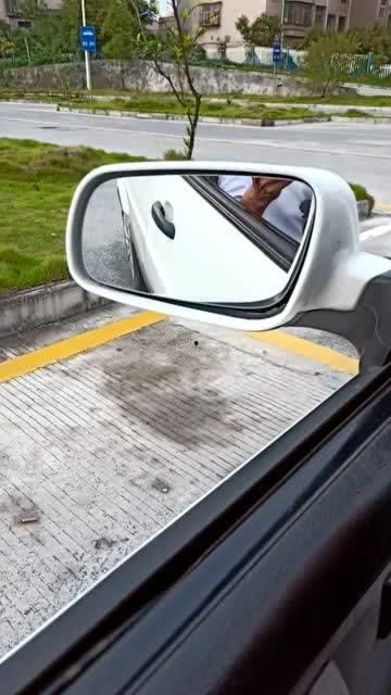 右倒车入库技巧视频和方向盘打法,视频解析与方向盘操作攻略